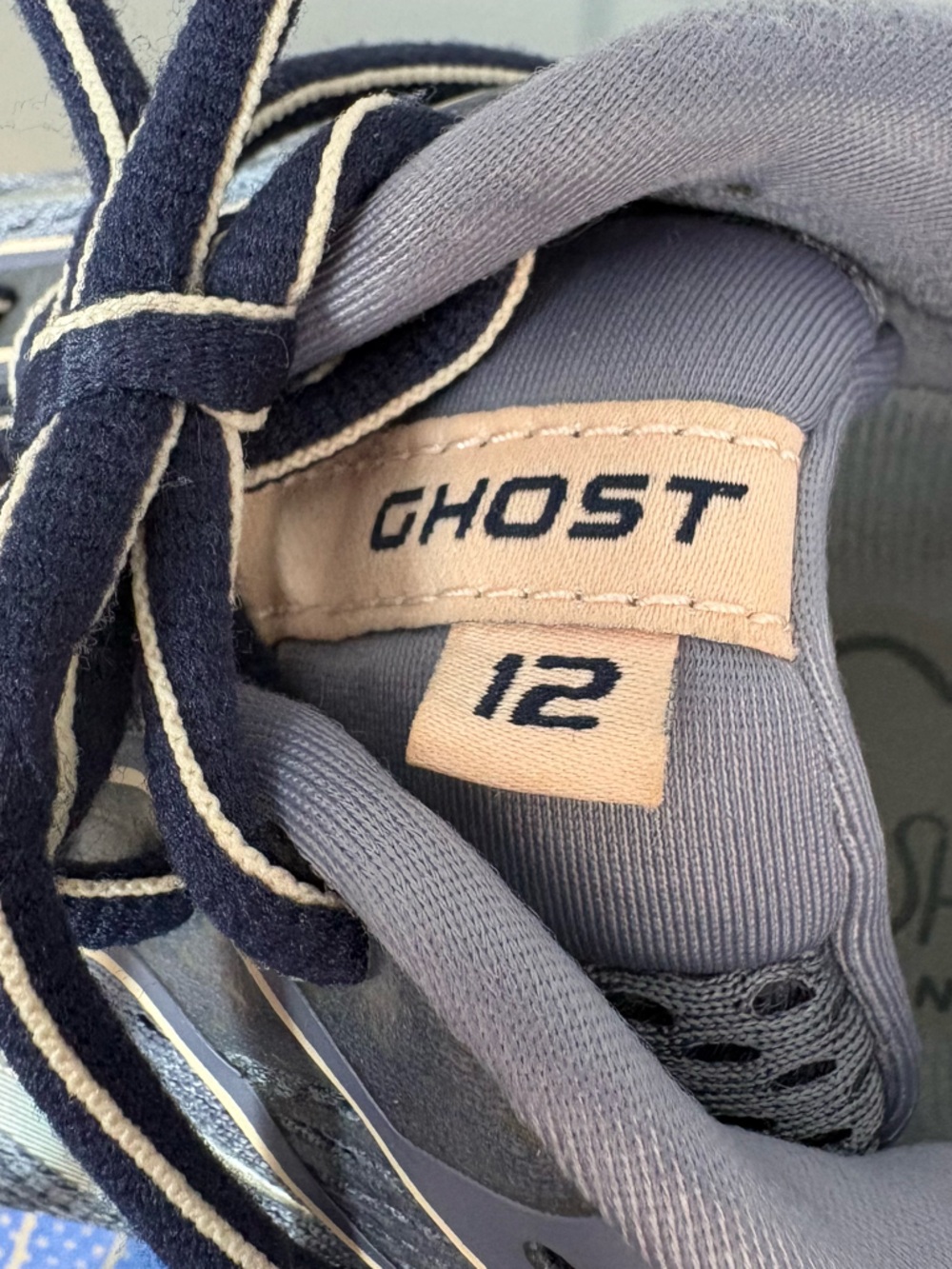 Brooks Ghost 12 Women’s Running Sneaker Sz 6 Greyish Lilac w Pink and Grey - Picture 8 of 9